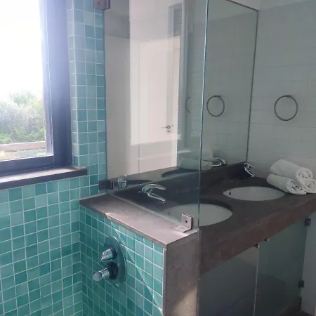 וילה Ocean View Residences 3 Bedroom Villa's Sea View אלבופיירה