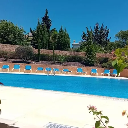 Ocean View Residences 3 Bedroom Villa's Sea View וילה