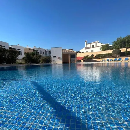 Ocean View Residences 3 Bedroom Villa's Sea View * אלבופיירה