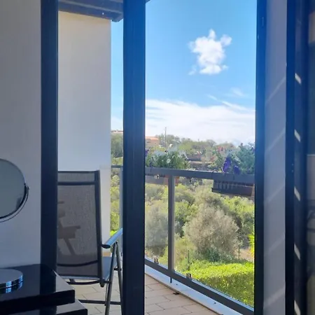 Ocean View Residences 3 Bedroom Villa's Sea View אלבופיירה