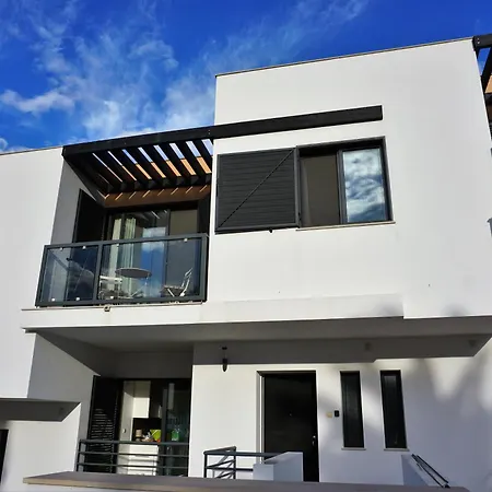 וילה Ocean View Residences 3 Bedroom Villa's Sea View